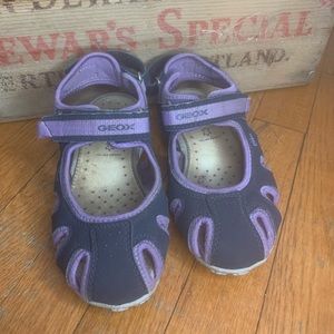 Girls purple Geox sandals size 29 (12)